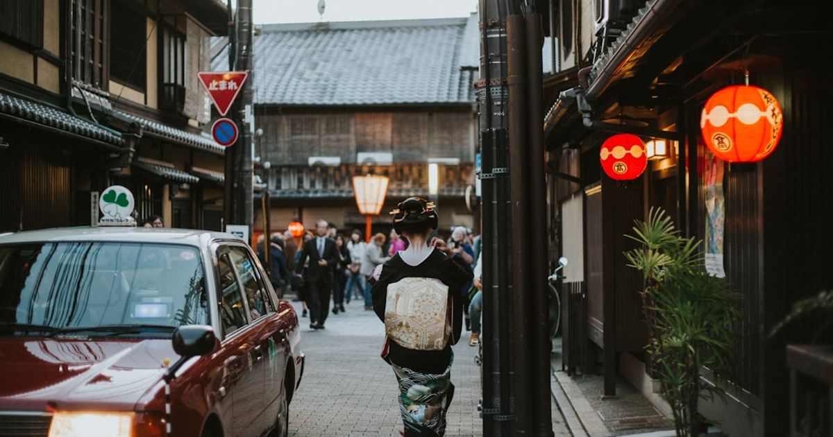 日本買的東西怎麼寄回台灣？行李、郵局與轉運完整指南